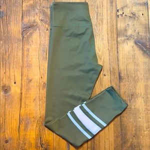 Zyia Active Mesh Hi-Rise Light n Tight Leggings